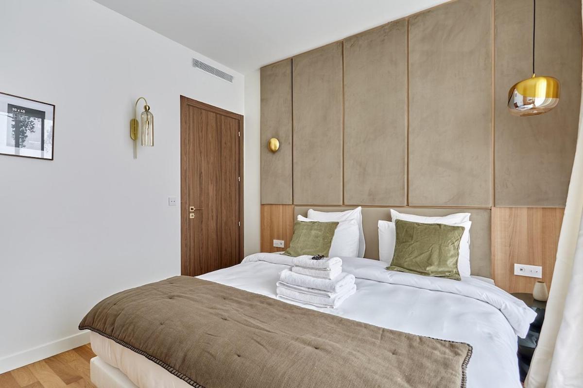 Apartment Exceptional 3 Bedrooms Heart Of By Prestige
